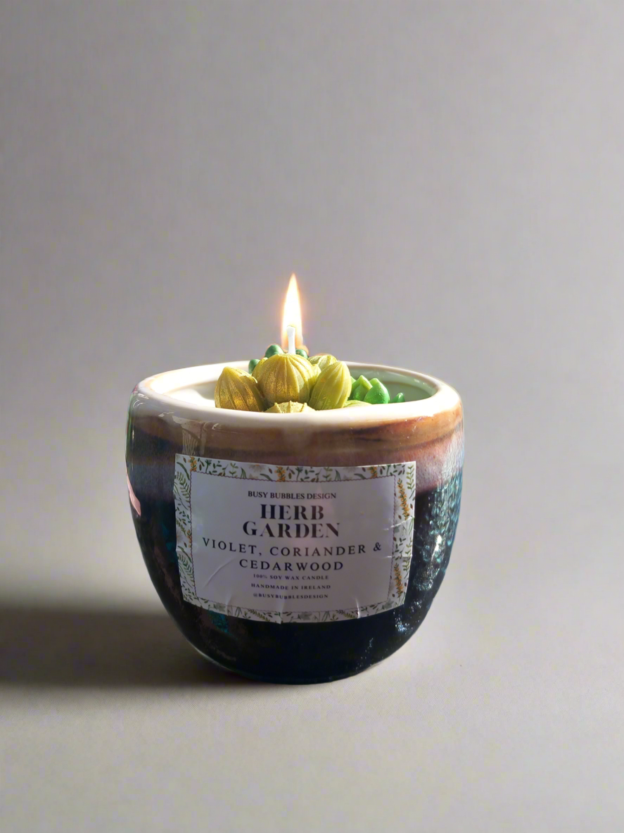 Cornica Candle