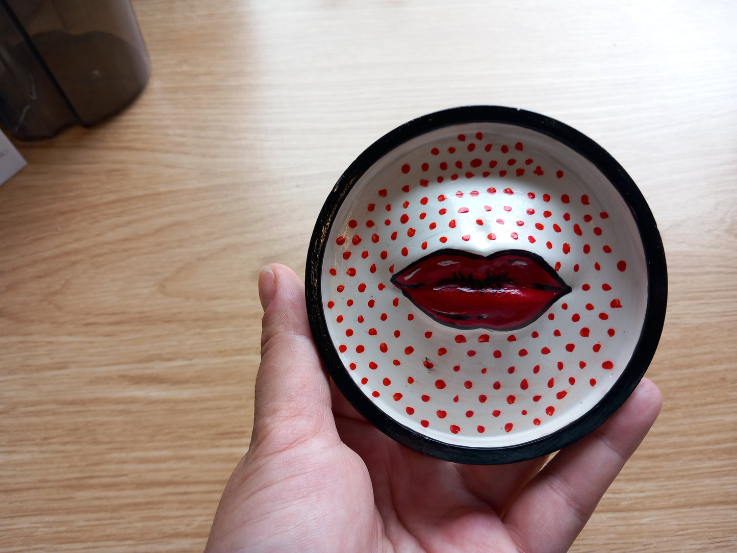 Lip Incense Holder