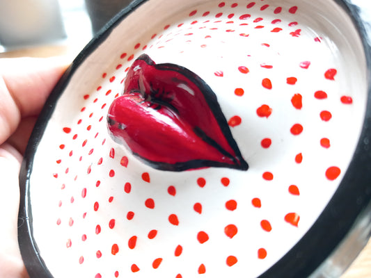 Lip Incense Holder