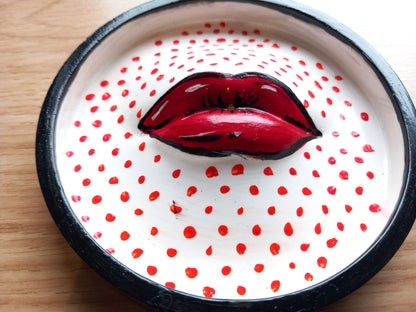 Lip Incense Holder